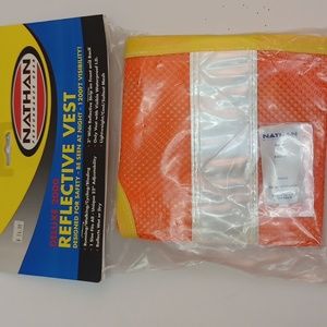NWT reflective vest - 1200FT visibility